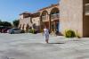 Howard Johnson Inn & Suites